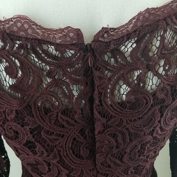 ADRIANNA PAPELL Brown Wide Neckline Off Shoulder Flare Sleeve Lace Shirt Top - Picture 6 of 14